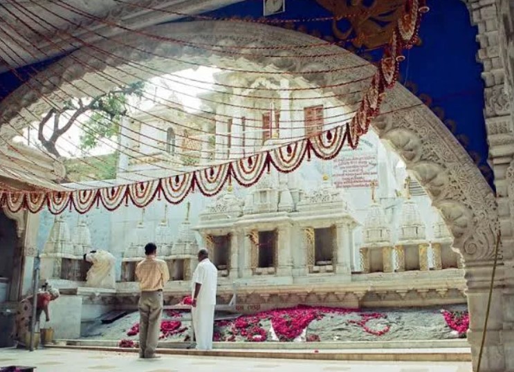 Temple Foundation